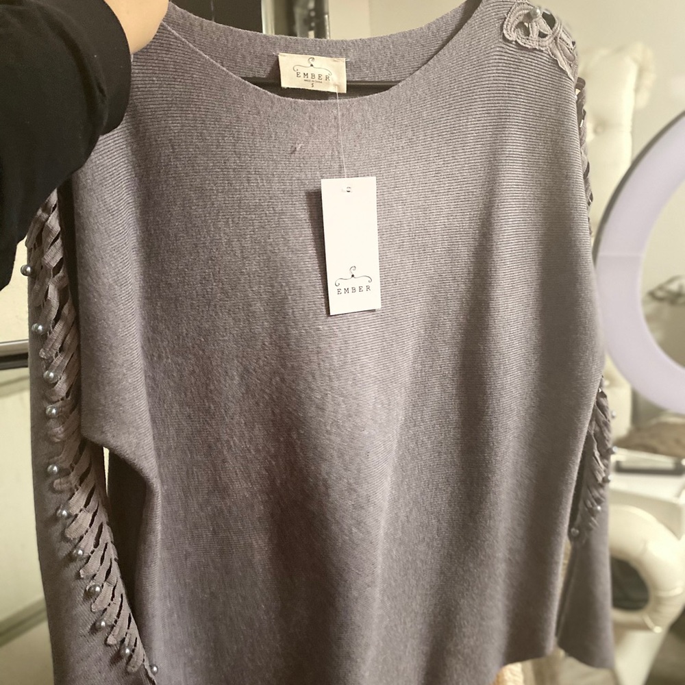 Super cute sweater